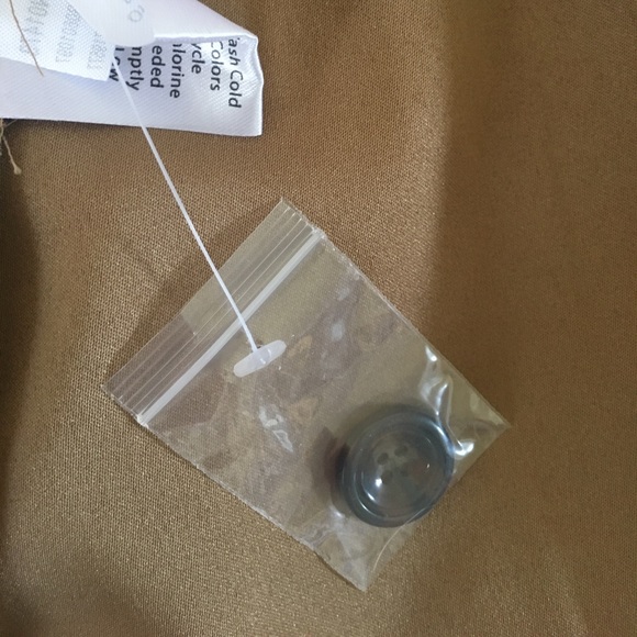 Norm Thompson jacket button down - Picture 2 of 3